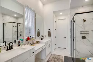 5725 Huron Dr, New Braunfels, TX 78130 - Photo 17