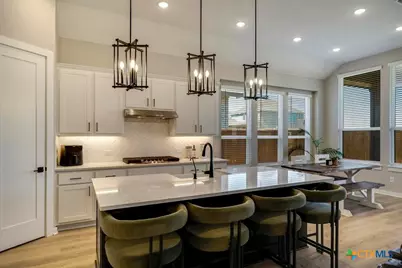 5725 Huron Drive, New Braunfels, TX 78130 - Photo 11