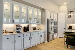 5725 Huron Dr, New Braunfels, TX 78130 - Photo 9