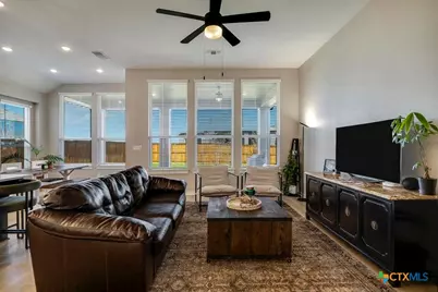 5725 Huron Drive, New Braunfels, TX 78130 - Photo 5