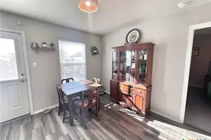 2049 Meadow Pipit, New Braunfels, TX 78130 - Photo 15