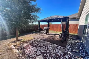 2049 Meadow Pipit, New Braunfels, TX 78130 - Photo 19