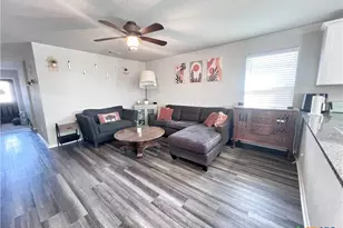 2049 Meadow Pipit, New Braunfels, TX 78130 - Photo 9