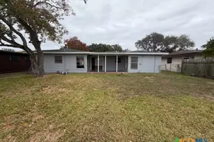 203 Houston St, Port Lavaca, TX 77979 - Photo 23