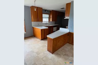 203 Houston Street, Port Lavaca, TX 77979 - Photo 3