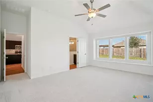 3721 Pin Oak Hls, Seguin, TX 78155 - Photo 11