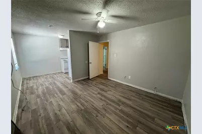 703 E Avenue J, Lampasas, TX 76550 - Photo 27