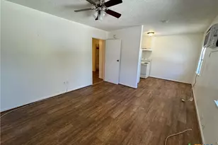 703 E Ave J, Lampasas, TX 76550 - Photo 23