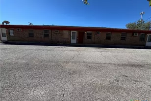 703 E Ave J, Lampasas, TX 76550 - Photo 43