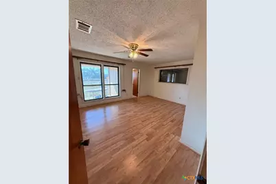 996 Carefree Drive, Victoria, TX 77905 - Photo 9