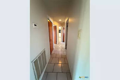 996 Carefree Drive, Victoria, TX 77905 - Photo 7