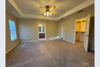 318 Silverado Trail, Victoria, TX 77901 - Photo 7