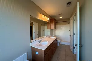 318 Silverado Trail, Victoria, TX 77901 - Photo 9