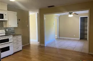 814 S 25th St, Copperas Cove, TX 76522 - Photo 3