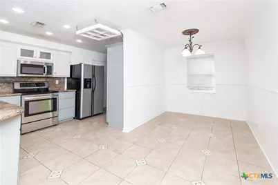 1201 Hughes Avenue, Copperas Cove, TX 76522 - Photo 9