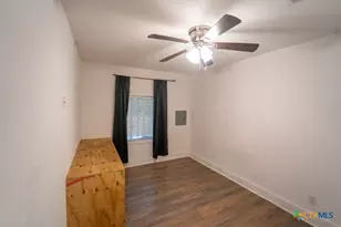 1006 W North St, Victoria, TX 77901 - Photo 9