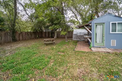 1006 W North Street, Victoria, TX 77901 - Photo 11