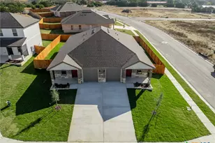 102 Logan Ct, Copperas Cove, TX 76522 - Photo 7