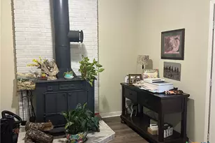 3081 S Stockdale Hwy St, Seguin, TX 78155 - Photo 3