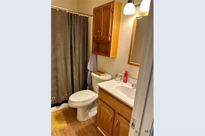 310 Vollentine Street, Yoakum, TX 77995 - Photo 5