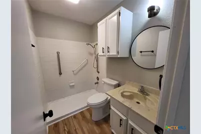 1051 Country Club Drive #19, Seguin, TX 78155 - Photo 9