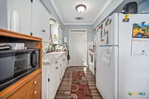 654 Calumet Dr, Palacios, TX 77465 - Photo 17