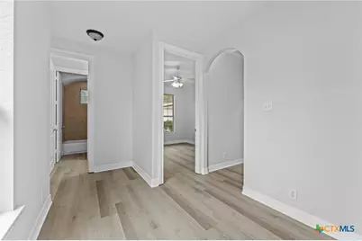 2213 Small Town Drive, New Braunfels, TX 78130 - Photo 17