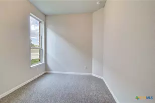 836 Little Pebble, New Braunfels, TX 78130 - Photo 5