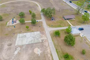 324 Mar Hill St, Seguin, TX 78155 - Photo 27