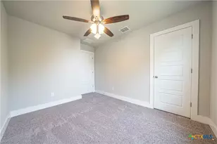 324 Mar Hill St, Seguin, TX 78155 - Photo 21