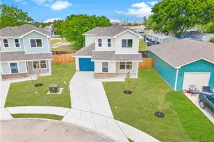 324 Mar Hill St, Seguin, TX 78155 - Photo 3