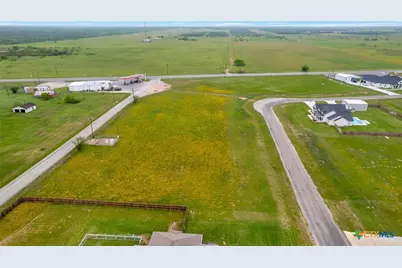 162 Monte Vista Street, Victoria, TX 77905 - Photo 7