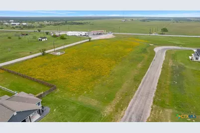 162 Monte Vista Street, Victoria, TX 77905 - Photo 3