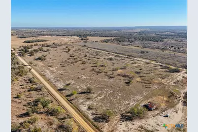 000 Cr 405, Waelder, TX 78959 - Photo 1