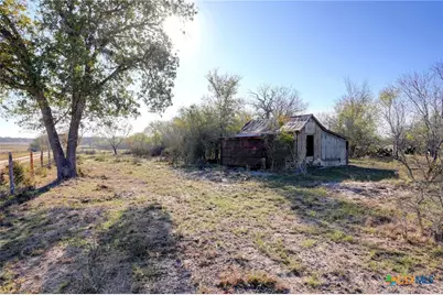 000 Cr 405, Waelder, TX 78959 - Photo 17