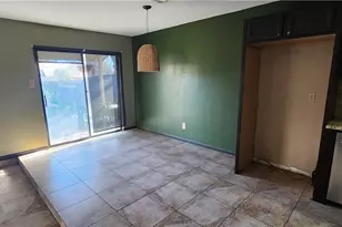 202 Georgia Ln, Victoria, TX 77901 - Photo 13