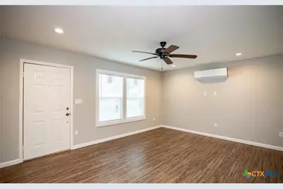 2003 Woodlawn Street #rear, Victoria, TX 77901 - Photo 5