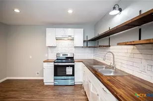 2003 Woodlawn St, Victoria, TX 77901 - Photo 7