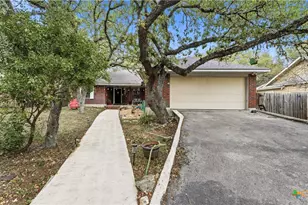 19 Pebblebrook Ln, Wimberley, TX 78676 - Photo 1