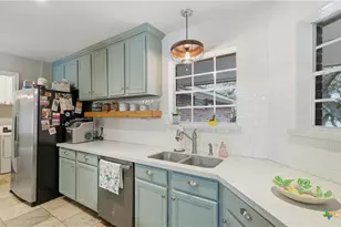 19 Pebblebrook Ln, Wimberley, TX 78676 - Photo 5