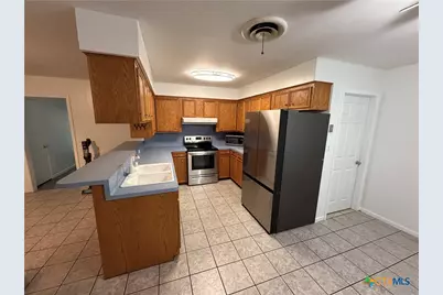 3504 Erwin Avenue, Victoria, TX 77901 - Photo 3