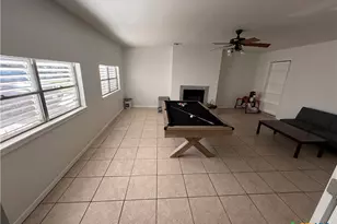 3504 Erwin Ave, Victoria, TX 77901 - Photo 9