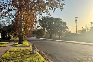 1202 Stewart St, Killeen, TX 76541 - Photo 31