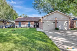 205 Monterrey Dr, Victoria, TX 77904 - Photo 1