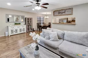 205 Monterrey Dr, Victoria, TX 77904 - Photo 11