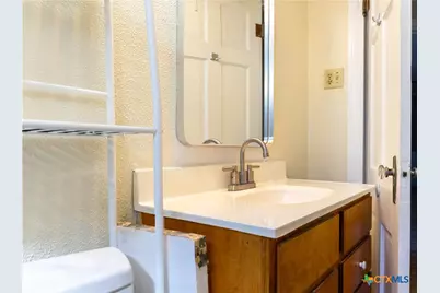 820 N 34th Street, Waco, TX 76710 - Photo 13