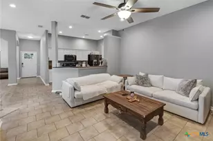 112 Carlsbad Dr, Victoria, TX 77904 - Photo 11