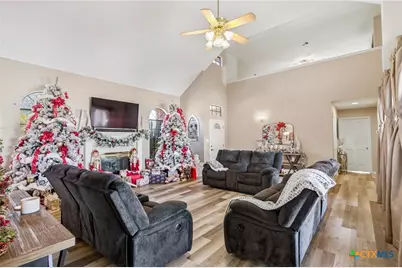 408 Cherrystone Circle, Victoria, TX 77904 - Photo 9