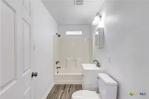 1102 S 3rd St, Copperas Cove, TX 76522 - Photo 11