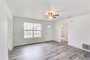 1102 S 3rd St, Copperas Cove, TX 76522 - Photo 5